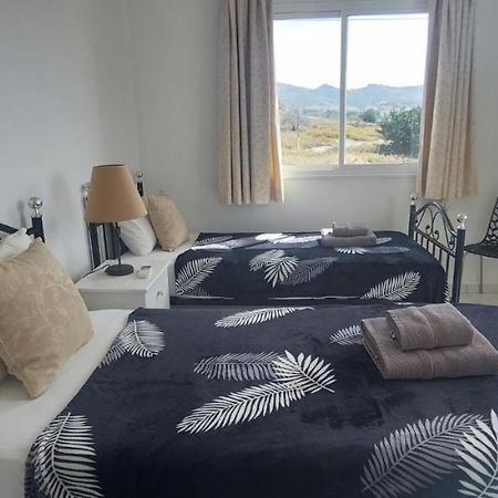 Spacious 2 Bedroom Apartment Пейя Экстерьер фото